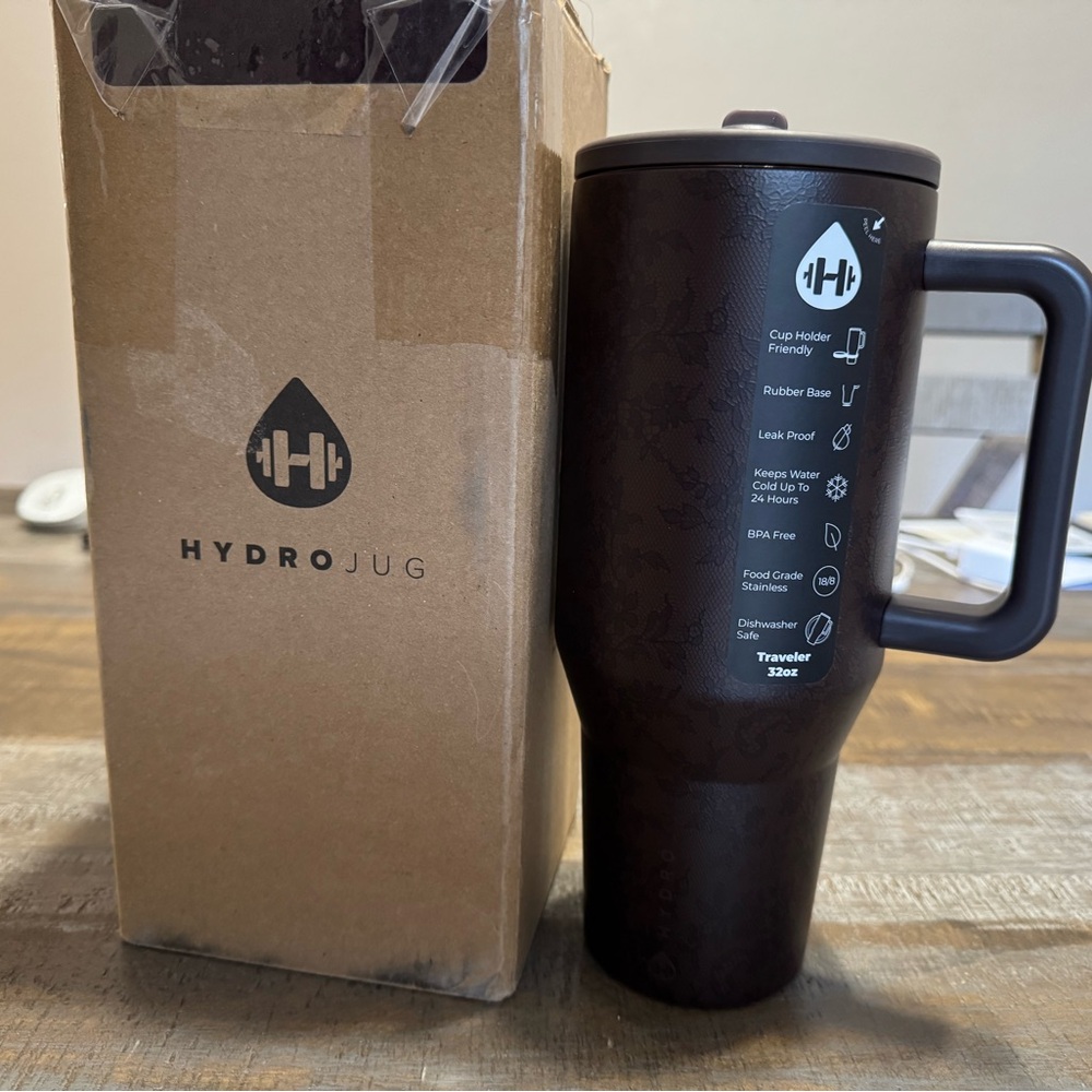 NWT HydroJug Espresso 32oz Traveler